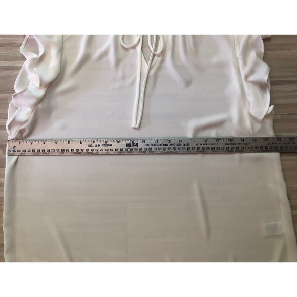 Nordstrom Rack, Women's Top/ Blouse, Ivory Cloud, Sleeveless, Size Medium, White - Picture 5 of 5